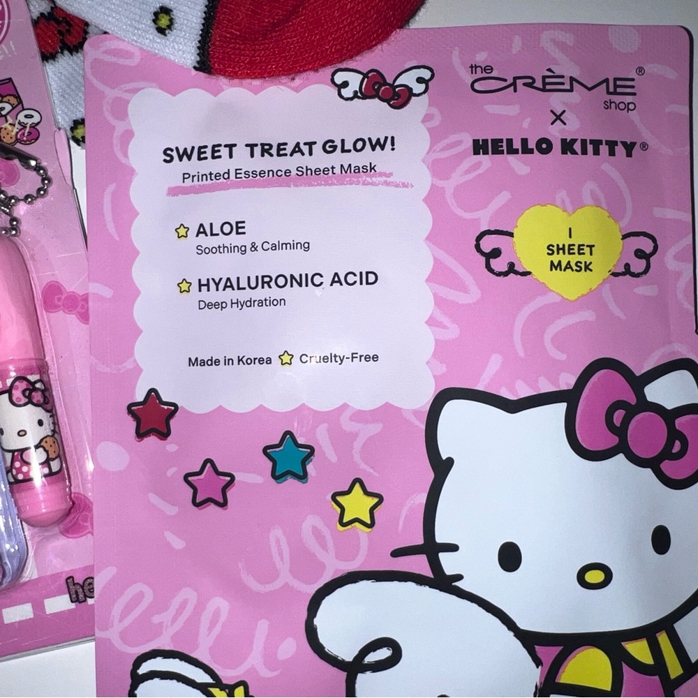 HELLO KITTY 5 PC Bundle NWT 2 Pr Socks, Face Mask Crémé Eye De-Puffer & Notebook - Picture 5 of 8